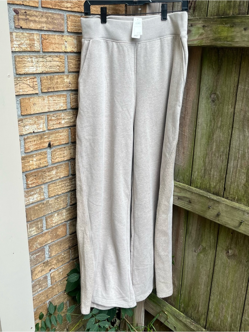 aerie Light Beige Wide-Leg Sweatpants